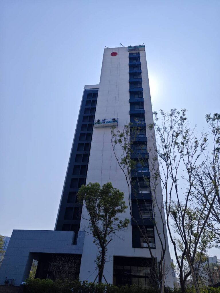 合格吊籠/洗窗機出租租賃：各式尺寸日租/月租及現場評估